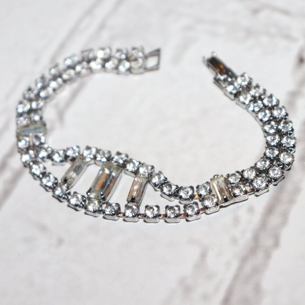 💫💍 Vintage Silver & Rhinestone Bracelet · 6.5"